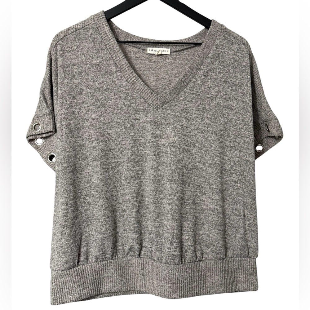 🩶Parallel Skies Women’s Sweater Top Pull Over Gray Soft Fuzzy Size XL.